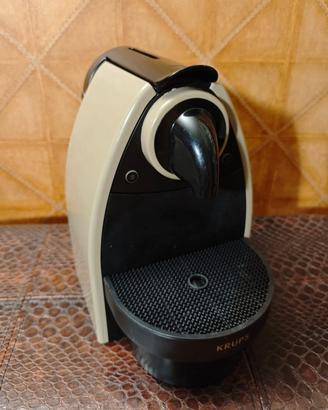 Macchina NESPRESSO caffè  ESSENZA INISSIA – Krups