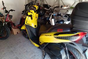 Kymco People GTI 300
Geopolis 250 Geos 250 Geo RS