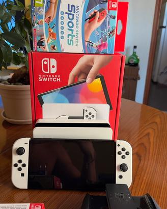 Nintendo switch oled + accessori