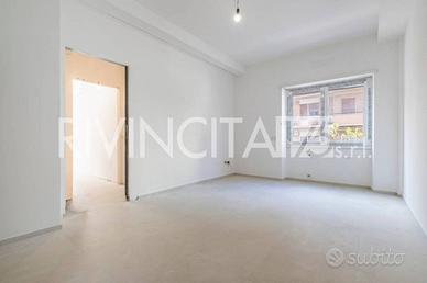 Appartamento a Roma, 3 locali