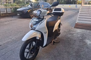 SCOOTER WOTTAN ONE 125cc CUPOLINO+BAULETTO