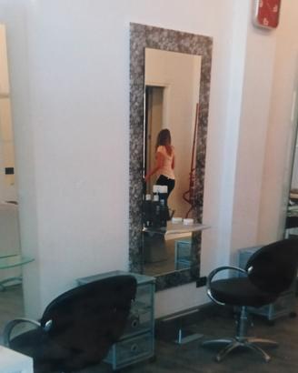 arredamento negozio parrucchieri 