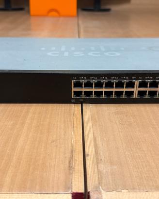 Switch Cisco SF300-24 (24 porte 10/100 Managed)
