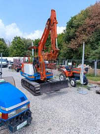 ESCAVATORE - KUBOTA KH 90 -
