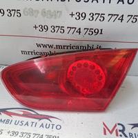 STOP POSTERIORE DESTRO INTEGRATO NEL PORTELLO SEAT