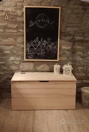 Cassapanca in legno
