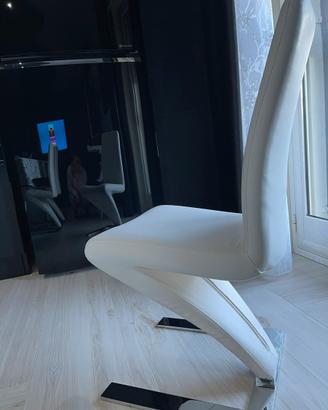 Sedia super moderna