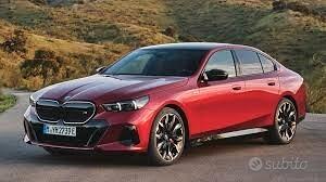 Musata completa e accessori BMW SERIE 5 2023