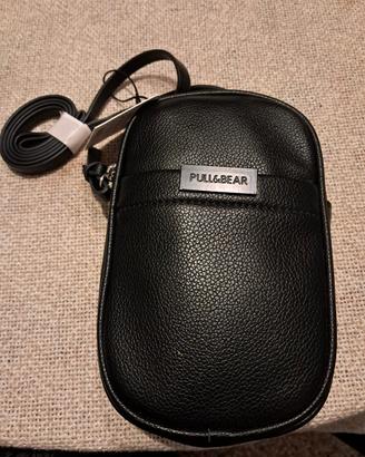 Borsa gommata unisex Pull & Bear, a tracolla