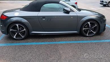 Audi TT cabrio