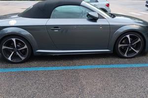 Audi TT cabrio