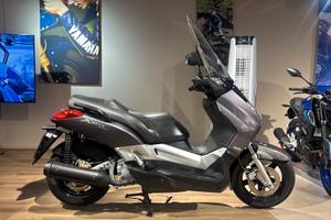 Yamaha X-Max 250 TECH BLACK