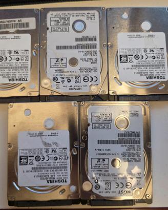 Lotto 5 HDD SATA 2,5 320GB