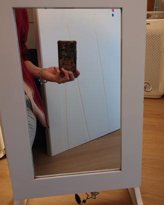 Porta collana e porta orecchini