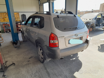 Hyundai tucson 2.0 td 05 ricambi