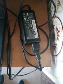 portatile HP incluso un telefonino Samsung -mega.