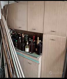 Mobili componibili colore beige