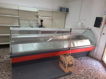 attrezzatura negozio alimentare 