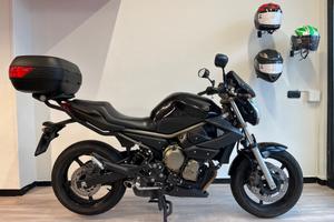 Yamaha XJ6 - 2011