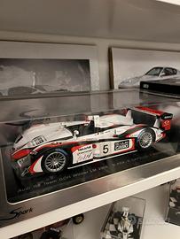 Modellino Audi Sport R8 1/18 Spark