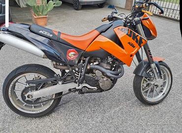 KTM Duke 620 E – 597cc