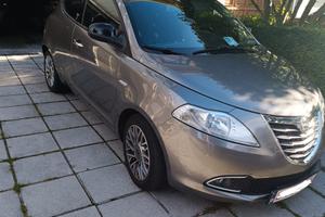 Lancia Ypsilon Gold