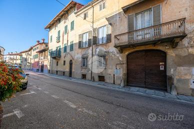 CASA DI CORTE A BENE VAGIENNA