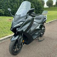 Yamaha Tmax 560 2023