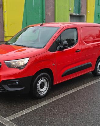 Opel Combo 3 posti 1.5 hdi 102cv 20.000km