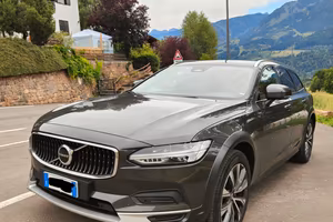 Volvo V90 Cross Country versione Ultimate