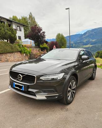 Volvo V90 Cross Country versione Ultimate