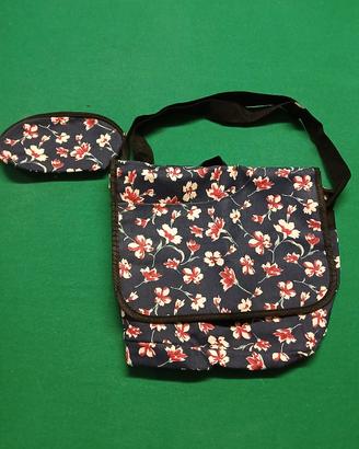 Borsa grande con tracolla più pochette