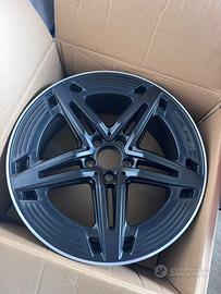 Set cerchi mercedes a45s anno 2025
