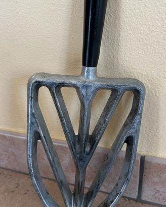 Vecchio poggia ferro da Stiro anni 70.
