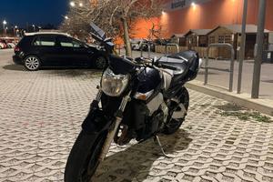 SUZUKI GSR 600 A2