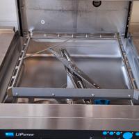 LAVASTOGLIE DA RISTORANTE A CAPOTE