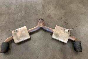 Terminale silenziato ORIGINALE akrapovic golf