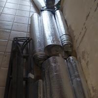 Rotoli dismessi di sotto-parquet in pet