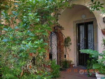 TAORMINA – CASA DI CHARME SU CORSO UMBERTO 

