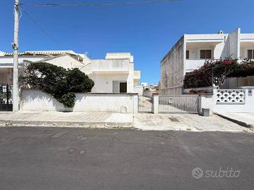 Villa di 276 m² con più di 5 locali a Melendugno