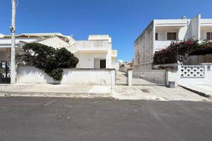 Villa di 276 m² con più di 5 locali a Melendugno