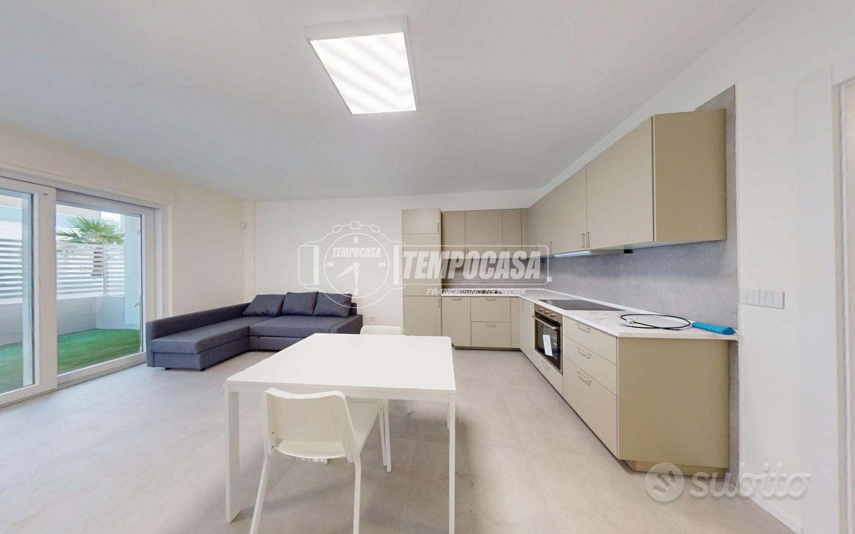 Apartment in Bari, Murat, Municipio 1 - Altro