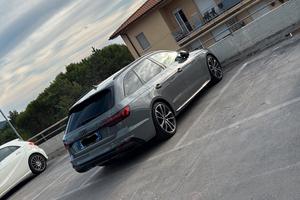 Audi A4 Avant 45TFSI