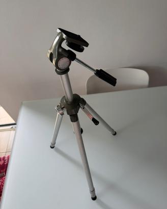 Cavalletto universale per reflex