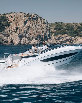 Beneteau flyer 10 + motori