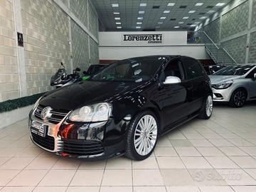 Volkswagen Golf R32 3.2 VR6 4mot. DSG