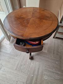 Tavolino rotondo
