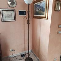 lampada piantana da salotto