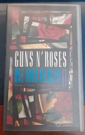 VHS MUSICALE - GUNS N' ROSES -