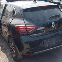Clio 5a serie del 2023 per ricambi